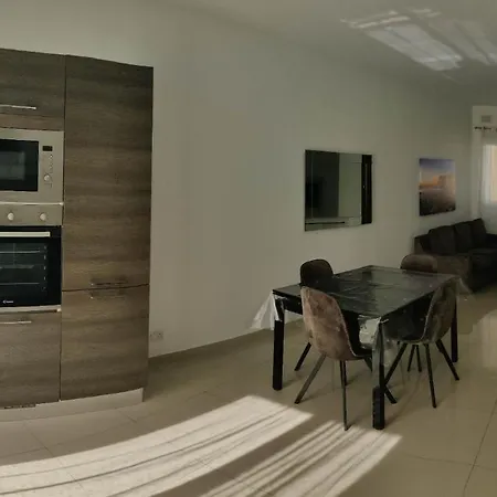דירה Seron 3 With Private Garage *
